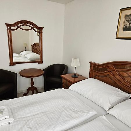 Hotel Union Лоуни Экстерьер фото
